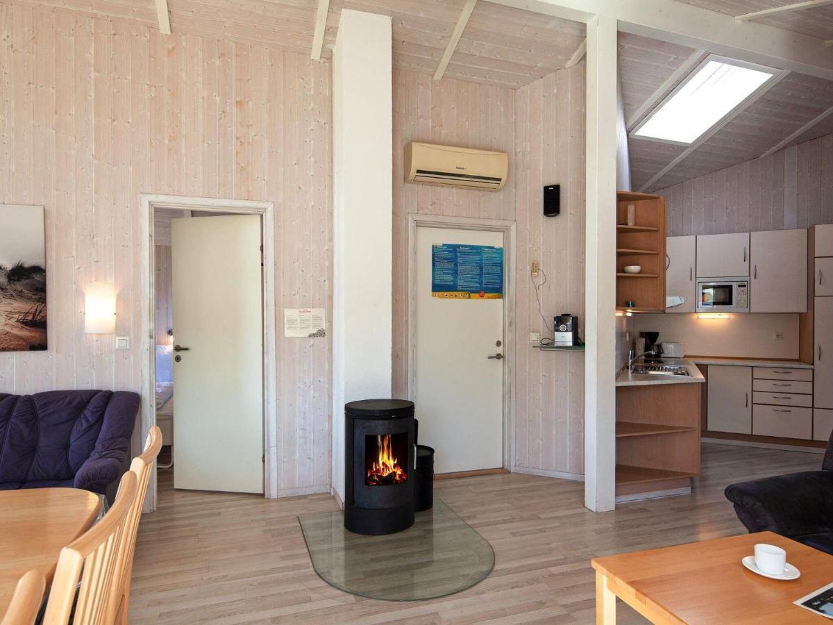 12 Person Holiday Home In Grömitz Exterior foto