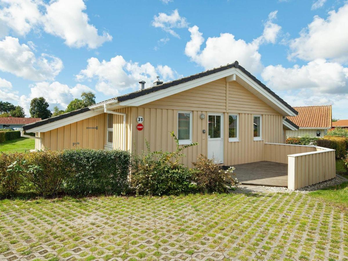 12 Person Holiday Home In Grömitz Exterior foto